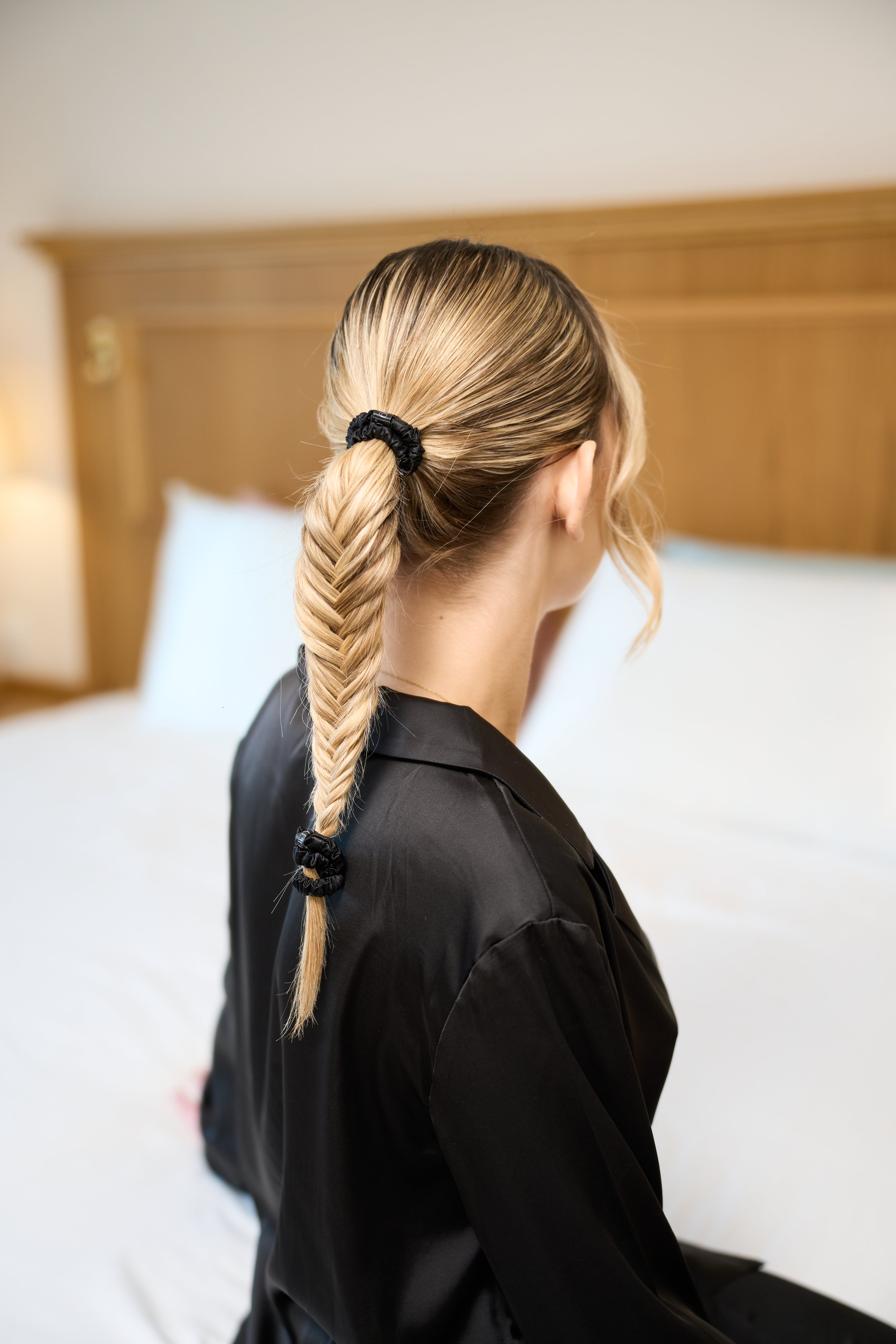 6FiftyTwo | Blackout Slim Silk Scrunchies