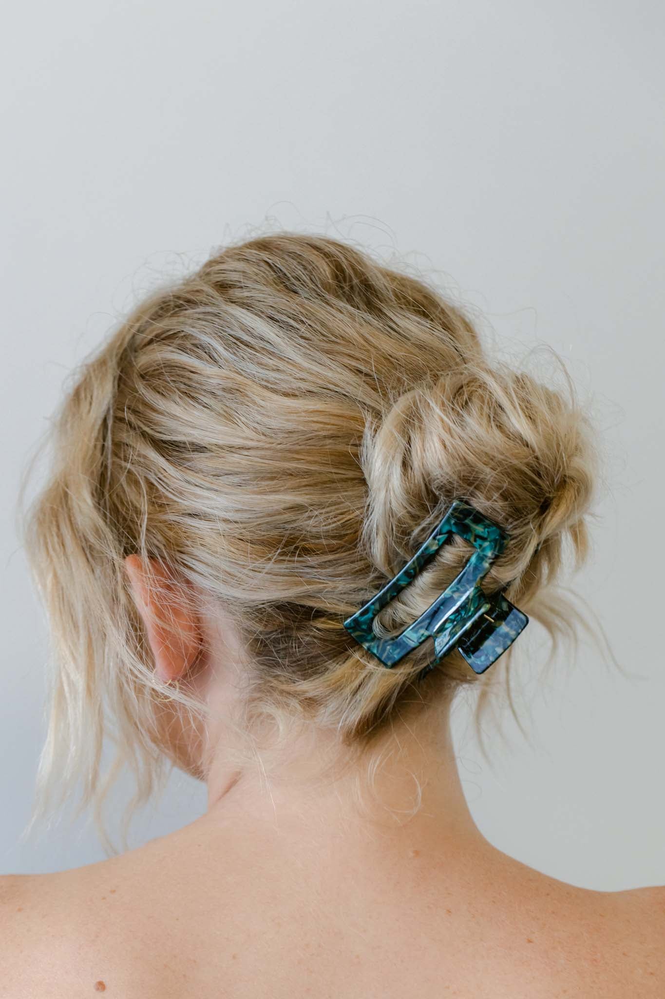 Last True Angel | Resin Claw Clip in Green 03G