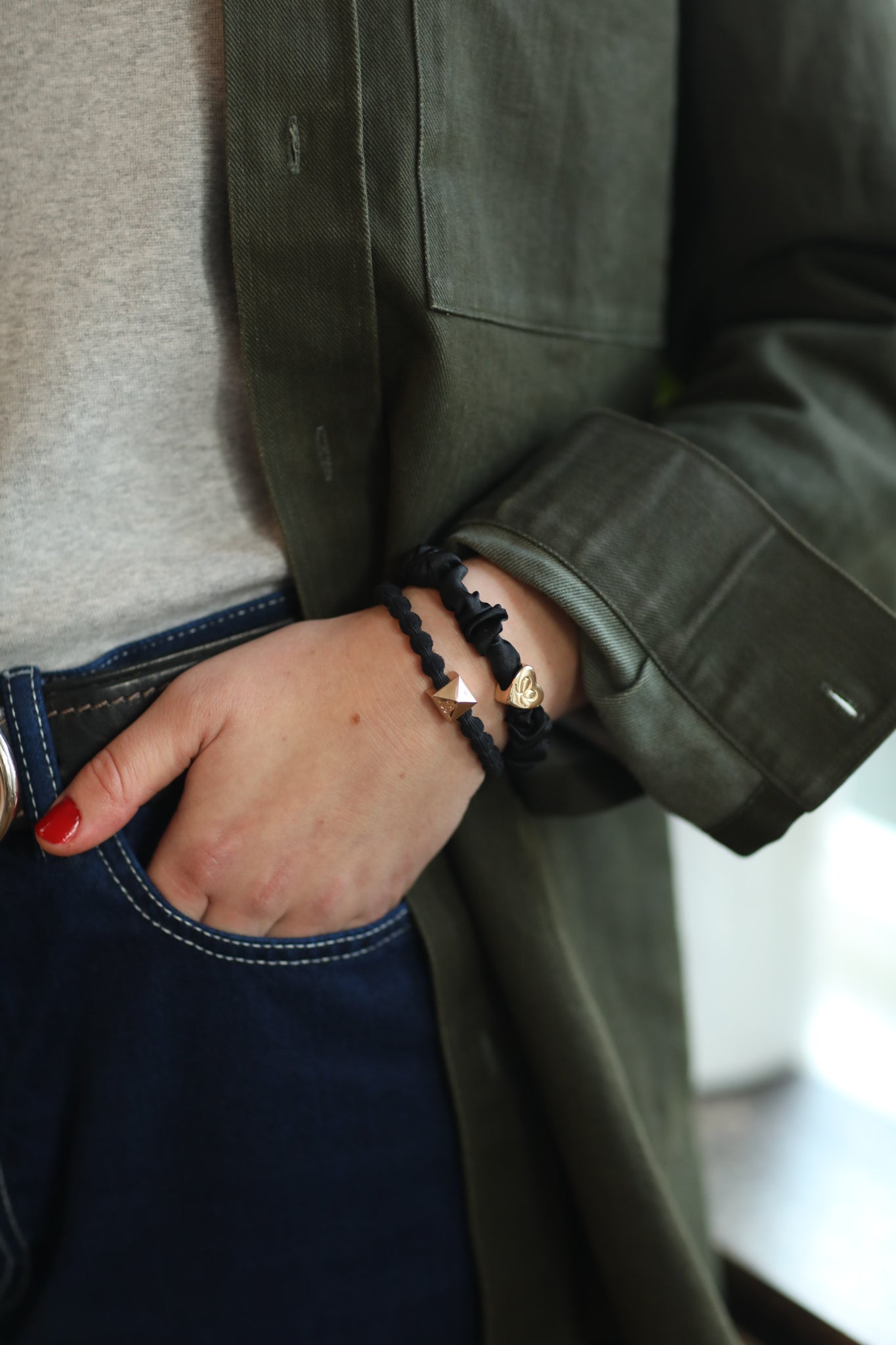 byEloise | The Black - Set 001